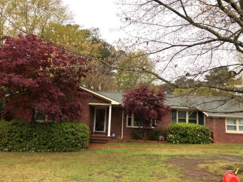 1022 Oak Street Ext, Winnsboro Mills, SC 29180-1927