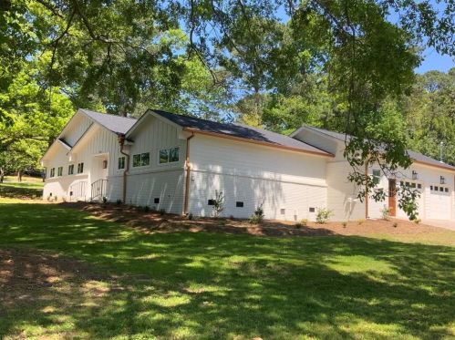 3736 Calmer Cir, Atlanta GA  30344-6011 exterior