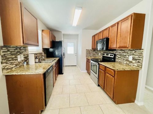 831 College St, Princeton TX  75407-6734 exterior