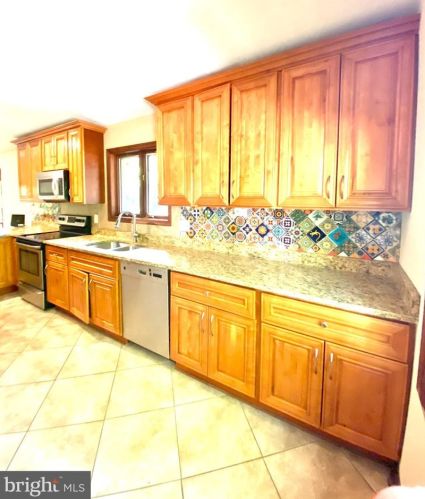 210 Geneva Ave, Silver Spring MD  20910-5100 exterior