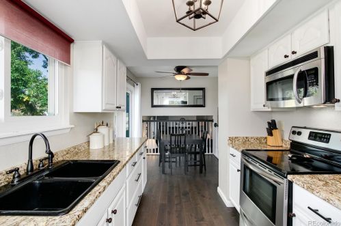 7397 Spruce St, Englewood CO 80112-1751 exterior