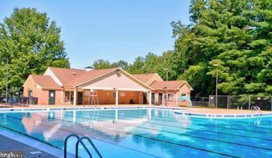 7116 Bedstraw Ct, Springfield VA  22152-3158 exterior