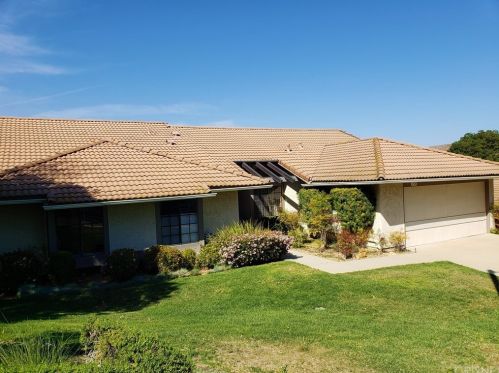 27525 Freetown Ln, Calabasas, CA 91301-3560