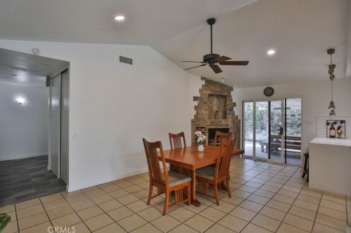 2310 San Lorenzo Ave, Santa Ana CA 92704-6039 exterior