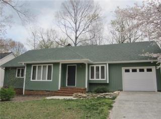 2607 Beaconwood Dr, Greensboro, NC 27455-1175