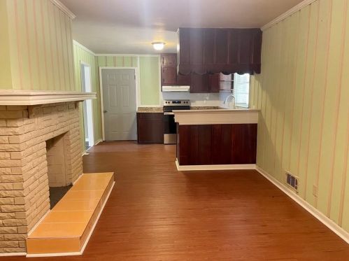 6666 Hwy 42, Rex GA 30273-2210 exterior