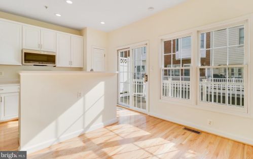 8517 Cameron St, Silver Spring MD 20910-3466 exterior