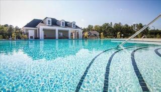 137 Windrush Ln, Durham NC  27703-9450 exterior