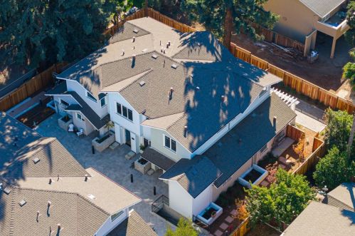 147 Flynn Ave, Mountain View, CA 94043-3945