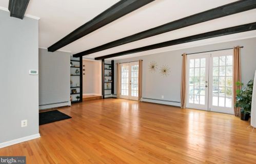 85 Overbrook Dr, Princeton NJ  exterior