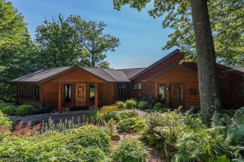 1389 Ossego Rd, Lake Hubert, MN 56468-6830