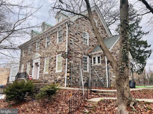 10 Rutgers Pl, Trenton, NJ 08618-5701