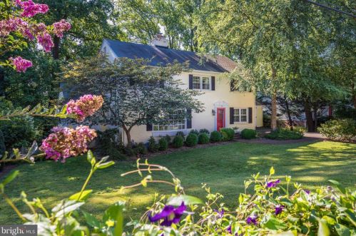 1733 Fairview Ave, Mc Lean, VA 22101-4709