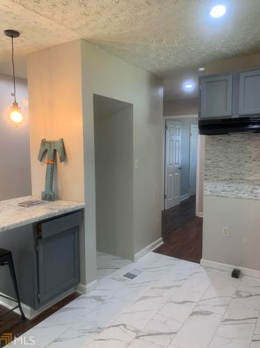 437 Fairlock Ln, Atlanta GA  30331-1519 exterior