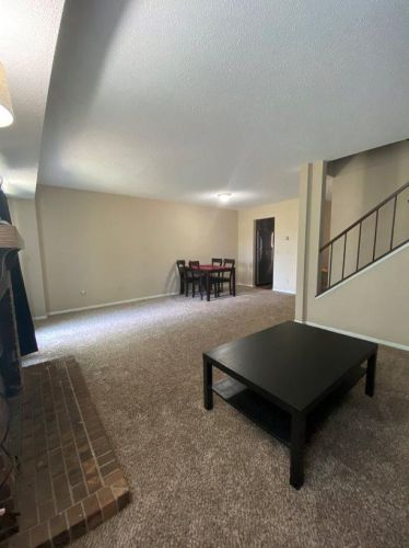 200 Bridlewood Dr, Saint Paul MN  55119-4668 exterior