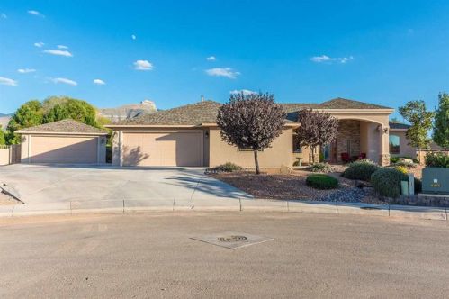 464 Casa De Suenos, Alamogordo, NM 88310-7874