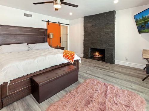 2009 Williams St, Santa Ana CA 92705-7841 exterior