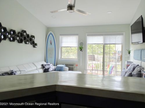 307 4th St, Tinton Falls NJ  07712 exterior