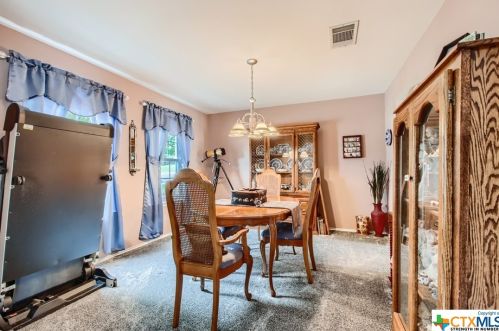 1329 Amberwood Loop, Uhland TX 78640-5515 exterior