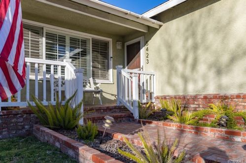 5423 142nd Pl, Hawthorne, CA 90250-6631