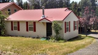 137926 Manzanita St, Gilchrist, OR 97737-3232
