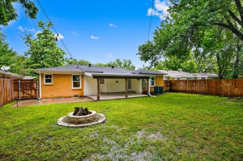 5425 Fursman Ave, Fort Worth TX  76114-4507 exterior