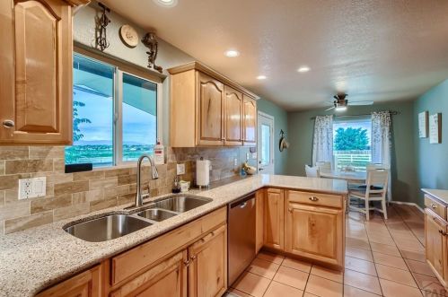817 Rosa Linda Dr, Pueblo CO  81007-2026 exterior