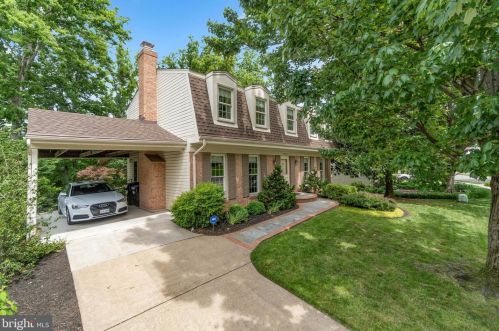 8812 Cuttermill Pl, Springfield, VA 22153-1528
