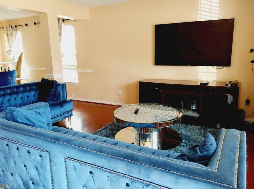 3637 Rosebud Park Dr, Lithonia, GA 30039-3388