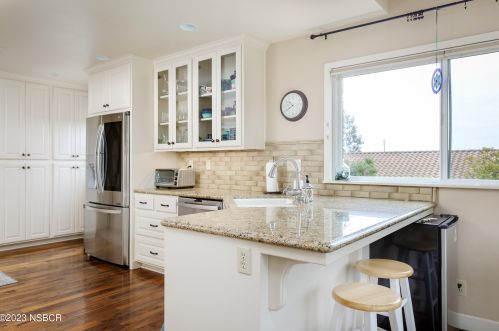 2123 Fallen Leaf Dr, Santa Maria CA  93455-5739 exterior