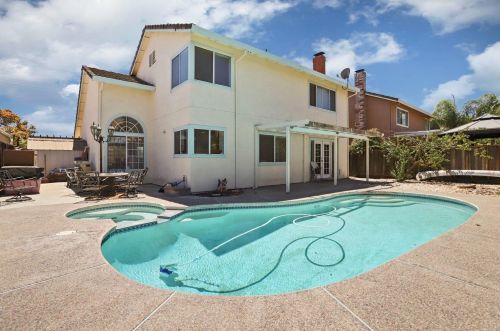 1735 Parkside Dr, Tracy, CA 95376-9644