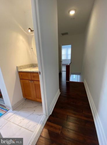 2736 16 St, Philadelphia PA  19145-4918 exterior