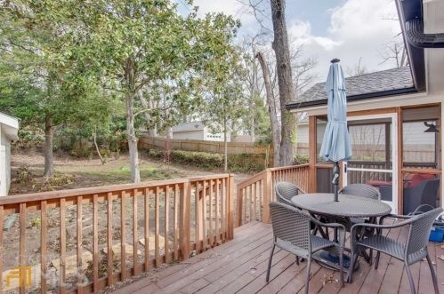 1727 Hardin Ave, Atlanta GA  30337-2059 exterior