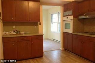 1410 Forest Ln, Woodbridge VA  22191-3024 exterior