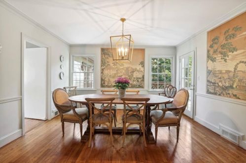 2835 Castlewood Dr, Atlanta GA  30327-1203 exterior