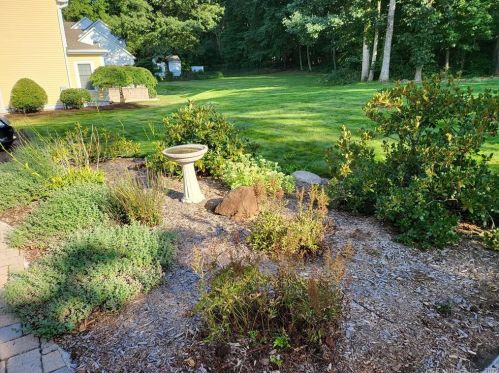 83 Bridle Path Dr, Southington, CT 06489-4043