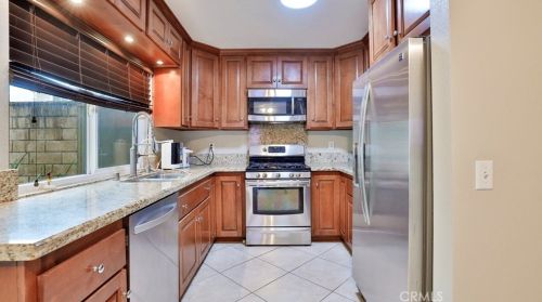 1615 Carmel Cir, Upland CA  91784-1726 exterior