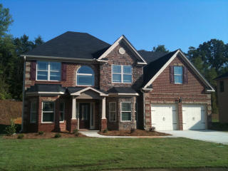 7404 Mistydawn Dr, Fairburn, GA