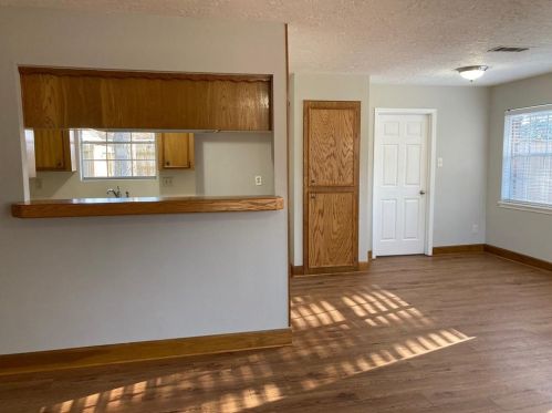 601 Chateau Woods Parkway Dr, Conroe TX  77385-9764 exterior