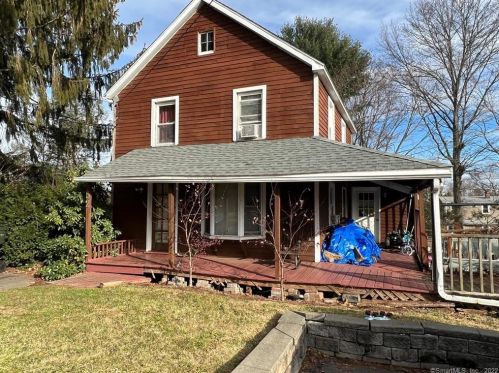 52 Treasure Ave, Kensington, CT 06037-1333