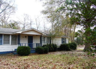 303 Suwanee St, Vienna, GA 31092-1659