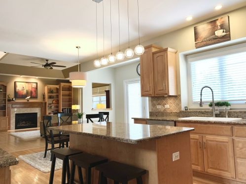 3543 Vanilla Grass Dr, Naperville, IL 60564-8331