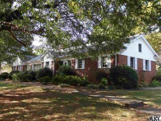 1724 2nd Ave, Hickory, NC 28601-5858