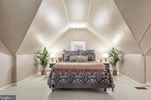 153 Park Pl, Camden NJ 08106-1221 exterior