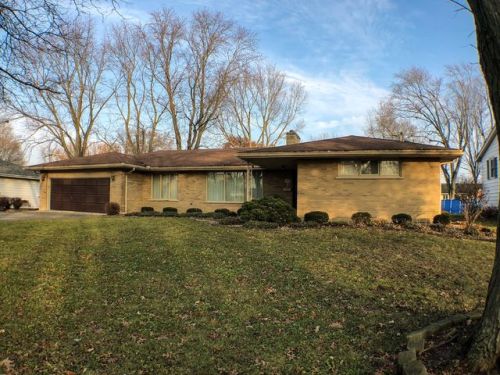266 Vine St, Manteno, IL 60950-1050