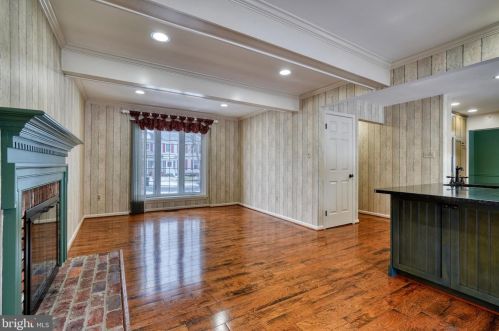 1609 Mithering Ln, Silver Spring MD 20905-7045 exterior