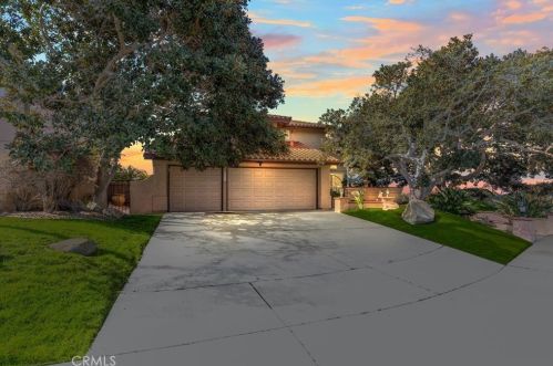 4586 Horizon Dr, Carlsbad, CA 92008-3665