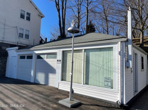 9 Glenville St, Greenwich CT  06831-3636 exterior
