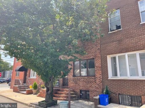 2648 Hicks St, Philadelphia, PA 19145-4622