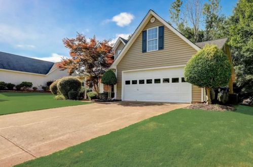 5590 Lenox Park Pl, Buford, GA 30518-7621
